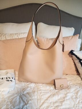 New Nwt Coach Brooklyn 39 Cream Nude Pink Handbag Bag Bandit Cardholder Wallet